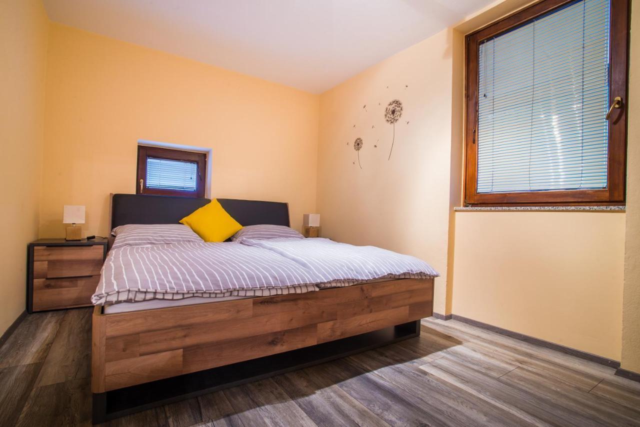 Apartment Veninsek Luce Екстер'єр фото