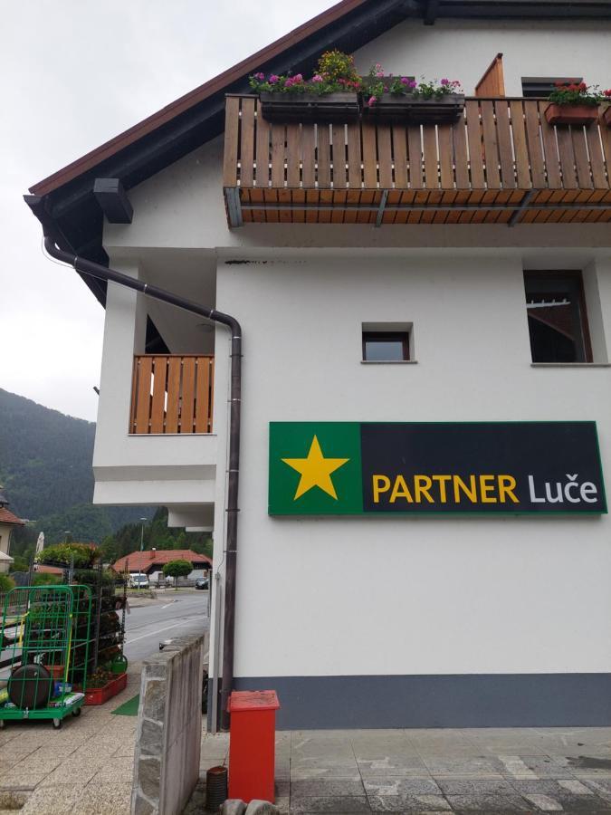 Apartment Veninsek Luce Екстер'єр фото