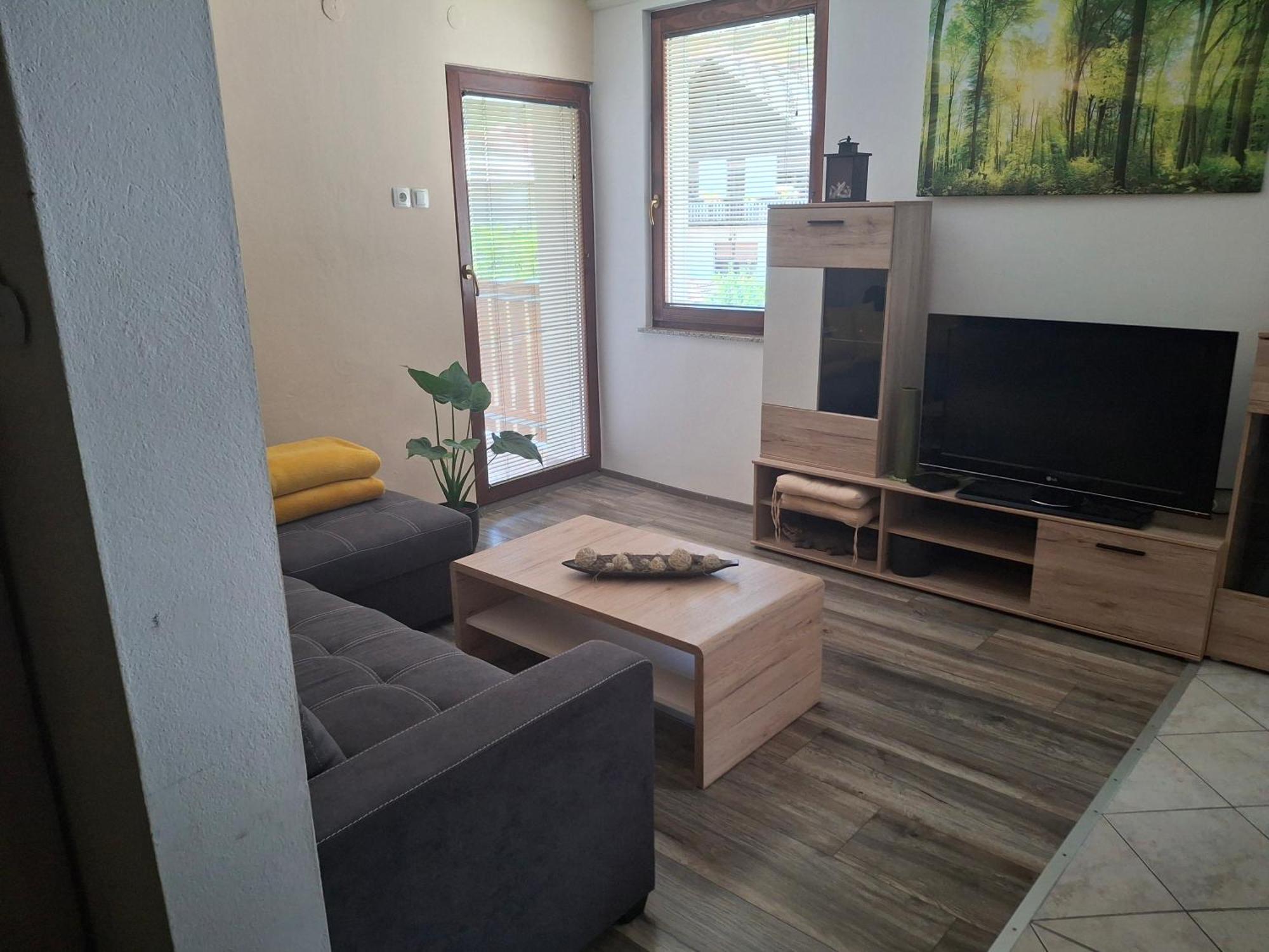 Apartment Veninsek Luce Екстер'єр фото